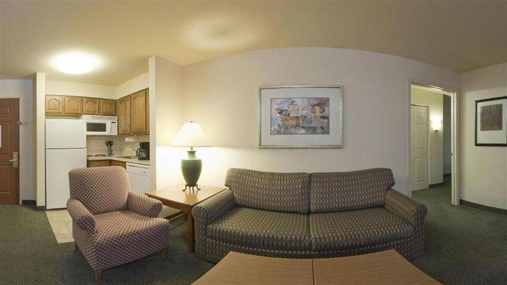 Staybridge Suites Corning By Ihg Εξωτερικό φωτογραφία