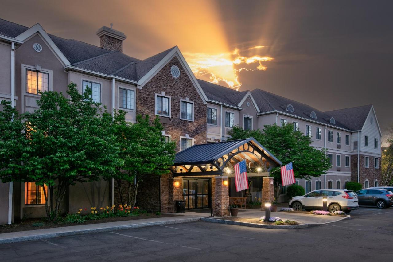 Staybridge Suites Corning By Ihg Εξωτερικό φωτογραφία