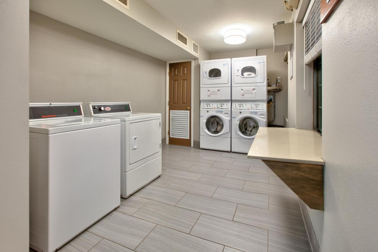 Staybridge Suites Corning By Ihg Εξωτερικό φωτογραφία